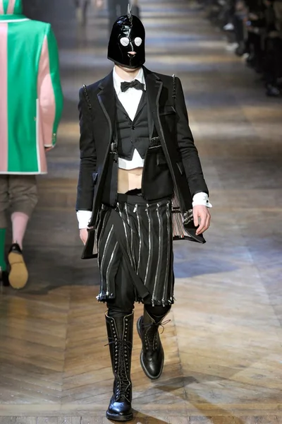 Look 31
